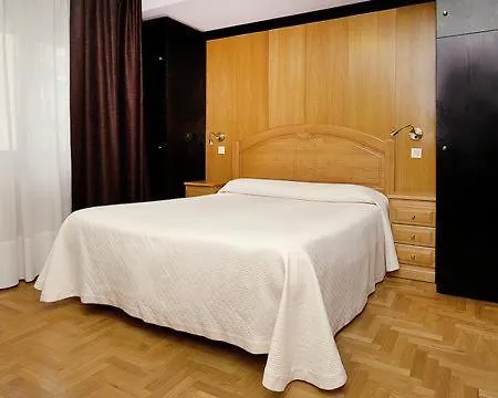 El Molinón Hotel 2*